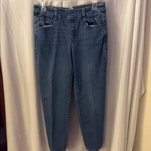 Time and Tru Women's Straight Leg Blue Jeans